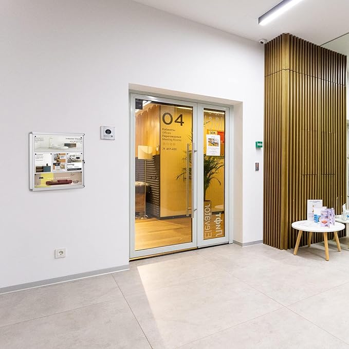 SWANCROWN Enclosed Bulletin Board Magnetic Dry Erase Noticeboard Lockable Display Boards White with Aluminium Frame 26x20inch(4xA4)